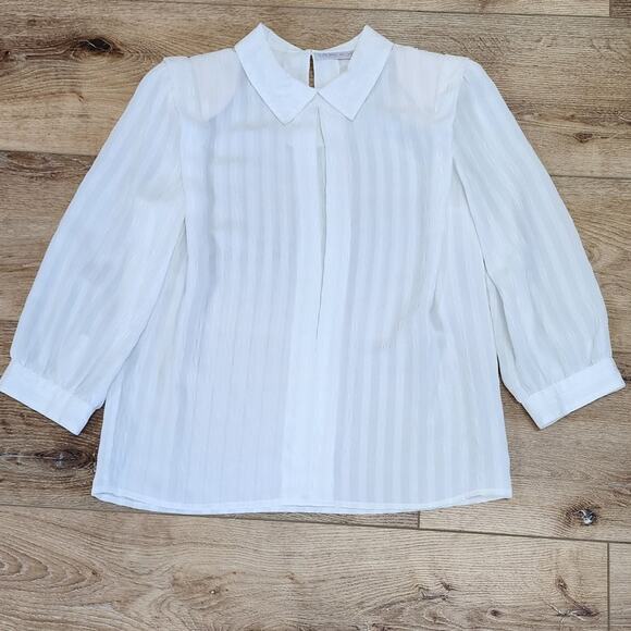 Laura and Jayne White Dress Blouse with a sharp collared neckline Women's Size 8 - Picture 1 of 9